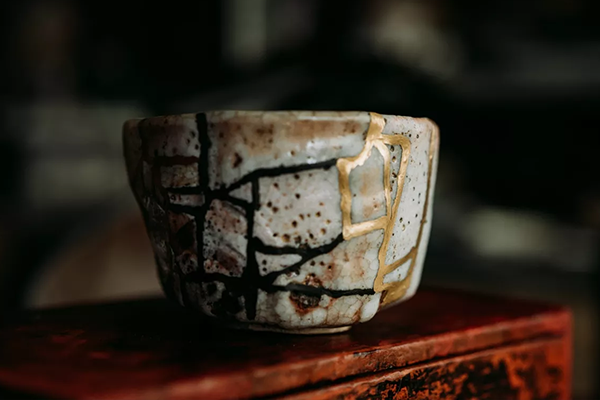 kintsugi-bowl
